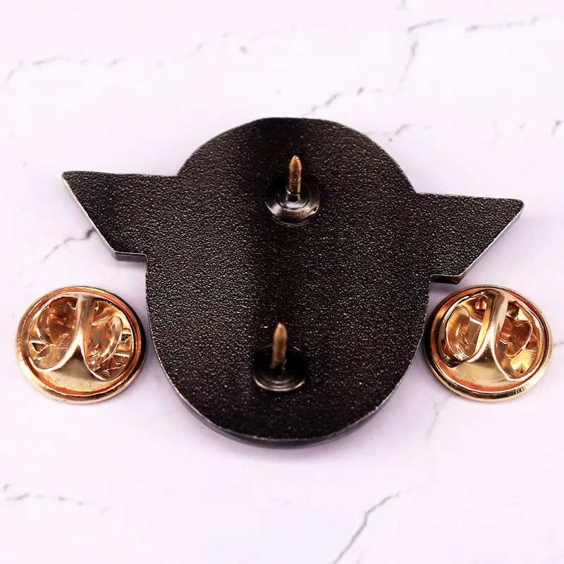 Hammered Album Inspiration Badge Rock Music Brooch Music Fans Gift Accessories J251115