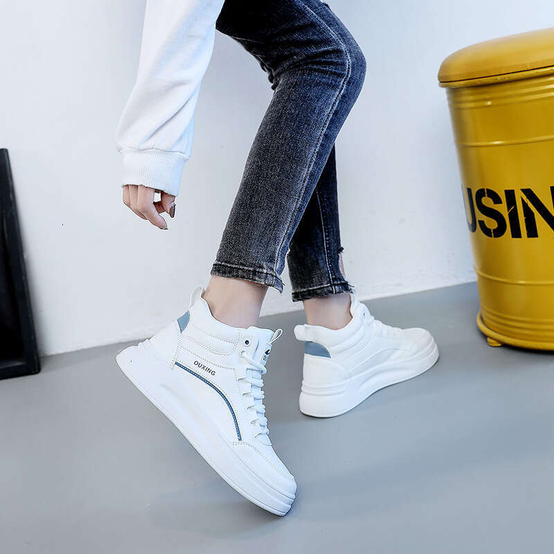 Thick-Soled Height-Increasing Ins White Dad Shoes for Women Versatile Casual Student Soft-Soled Autumn Winter High-Top Sneakers Booties