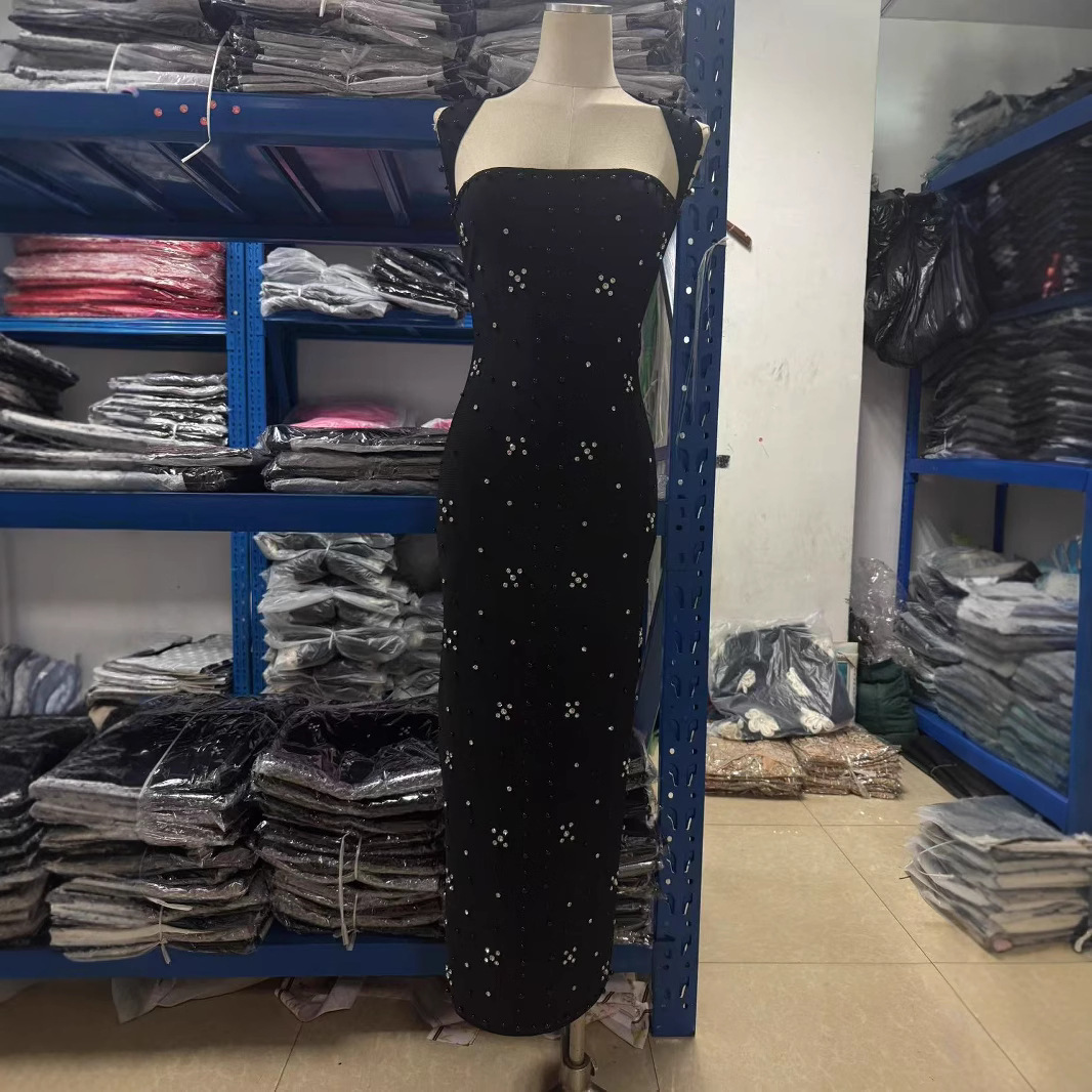 New European and American 2025 Women's Designer Fashion Sexy Strap Diamond Heavy Craft Tight Dress Pearl Bandage Dress