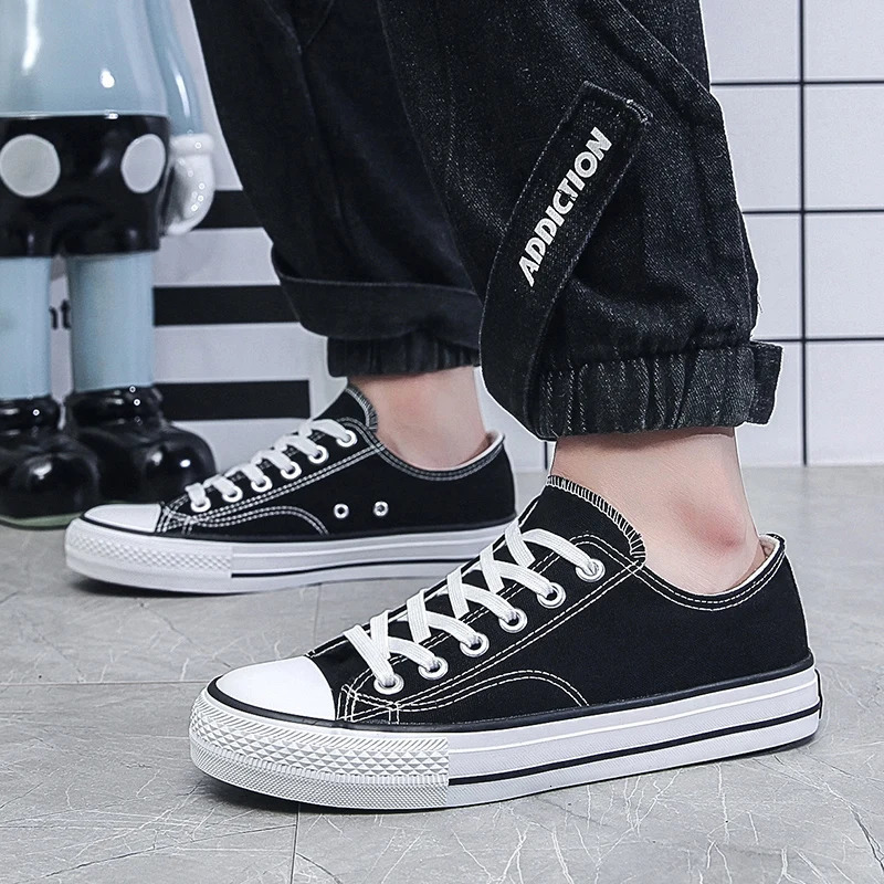 Couple Canvas Shoes Breathable and Versatile Mens Sneakers Softbottom and Antislip Casual Sports Shoes 251023