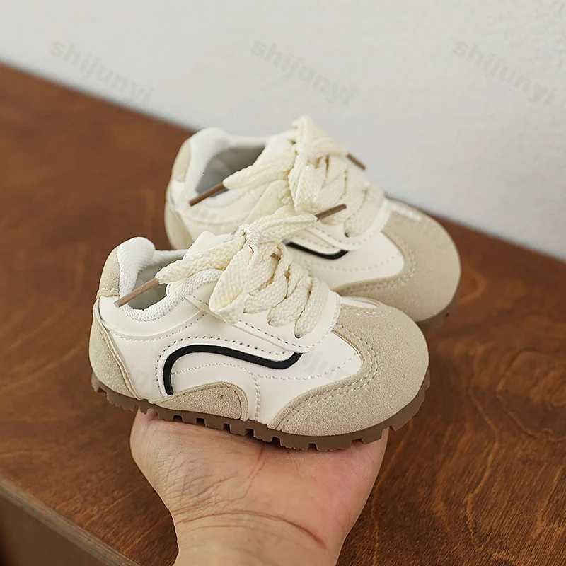 Baby Toddler Casual Sneakers 2025 Autumn Girls Boys Flat Shoes Soft Sole Fashion s Casual Shoes Children Retro Walking ShoesT251025 S251027