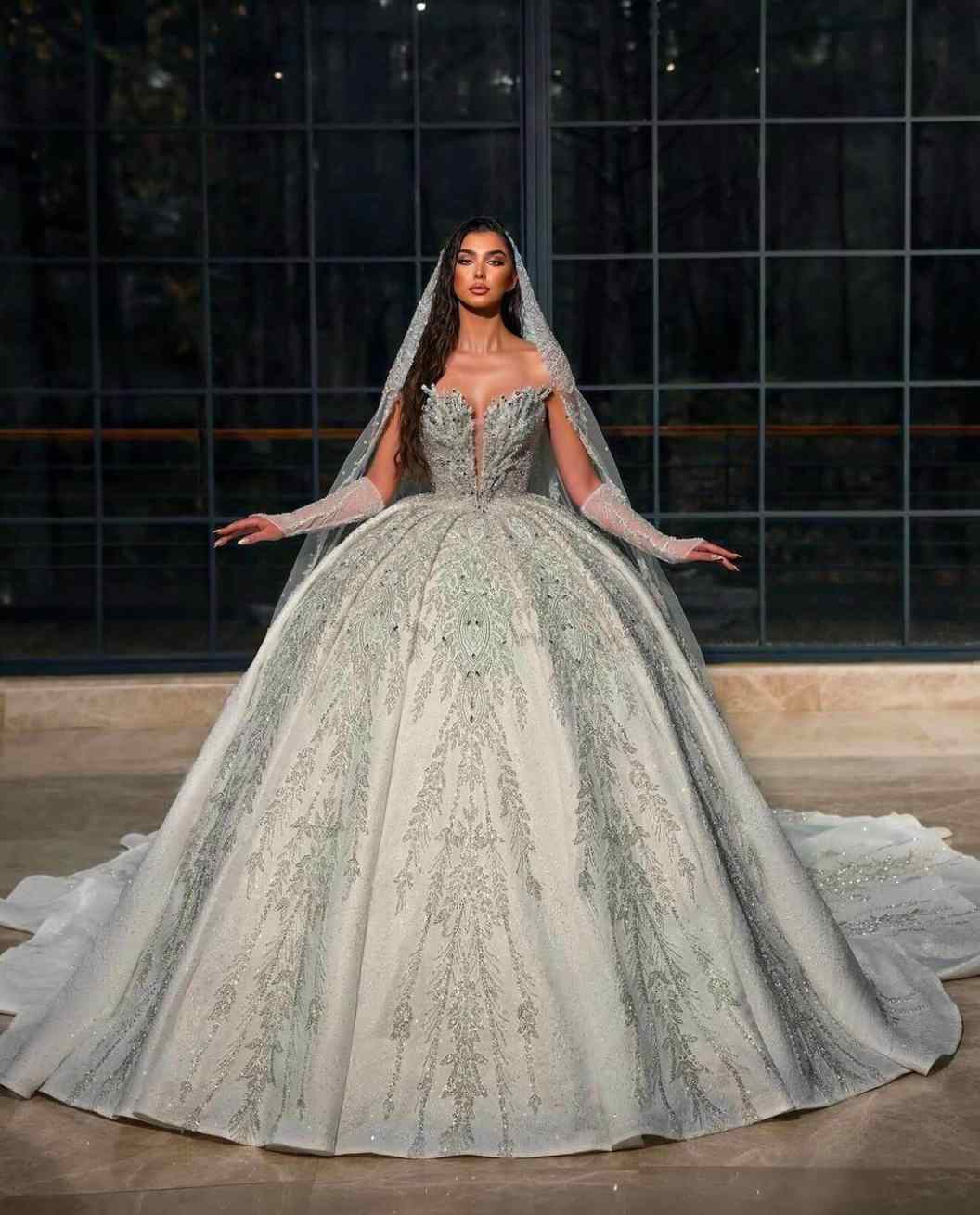 Exquisite Sequins Ball Gown Wedding Dresses Off Shoulder Sweetheart Bridal Gowns Beadeds Formal Occasion Custom Made