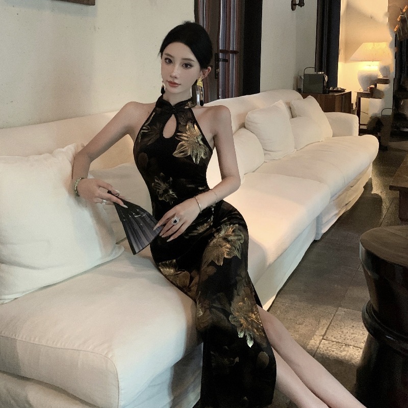 New Chinese retro designer improves cheongsam dress, elegant and mature style for women, slim fit long skirt