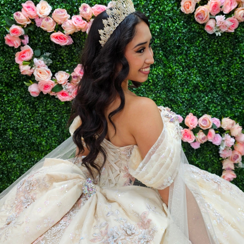 Champagne Shiny Quinceanera Dresses Ball Gown Off The Shoulder Applique Lace Beading Crystal Corset With Cape Party Birthday Sweet 16 Dress Vestidos 1