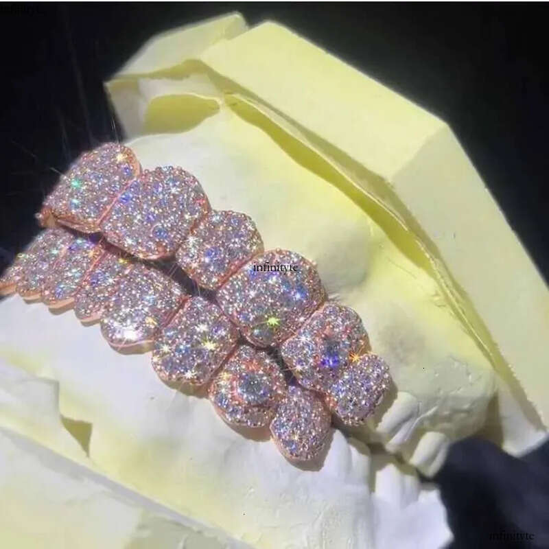 2025 NEW Solid Sier Gold Plated Iced Out VVS Moissanite Dia Hip Hop Grillz for Teeth