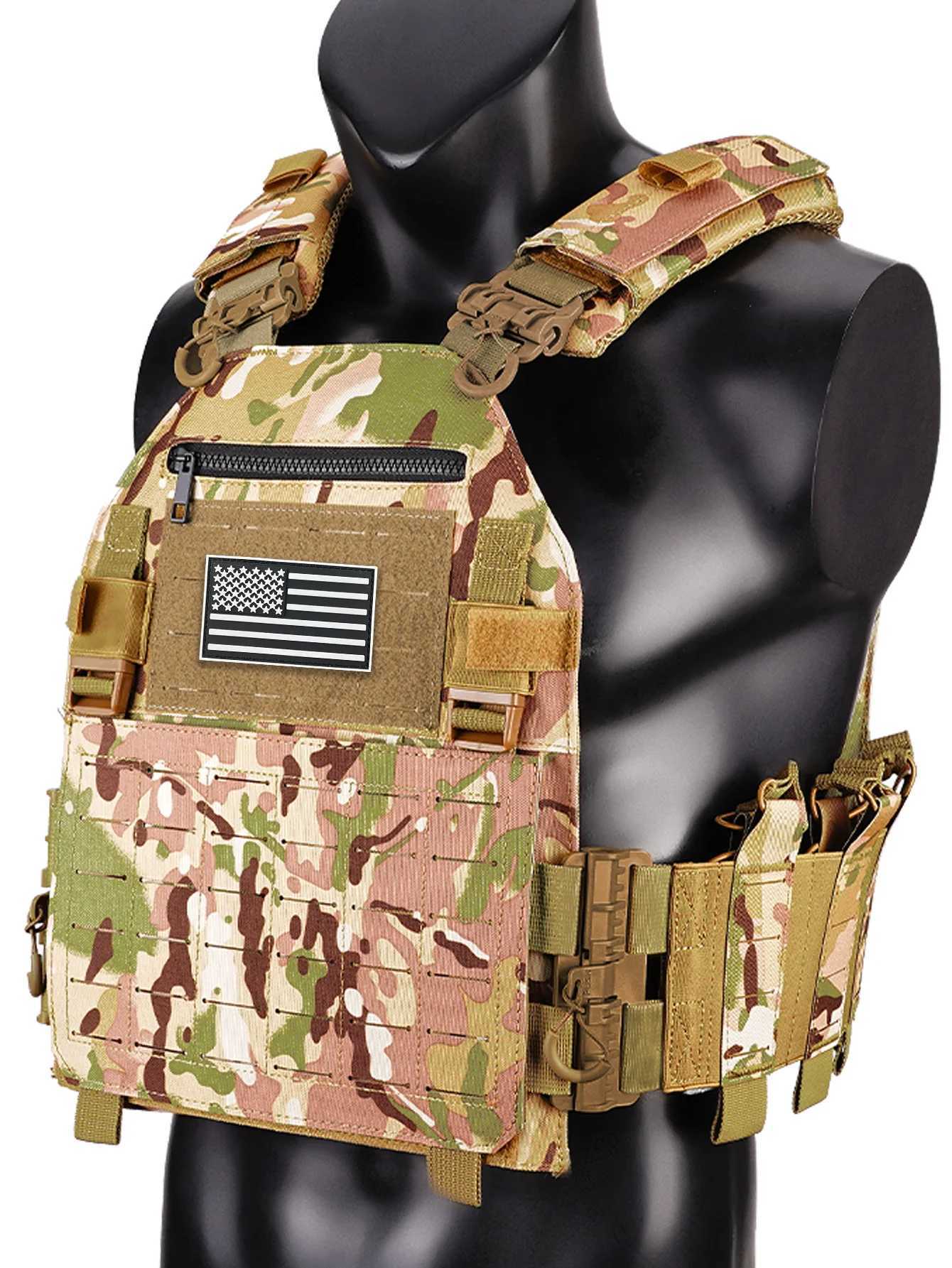 Outdoor multifunctional laser quick rease vest that can be quickly reased from the shoulders and waist Y251022