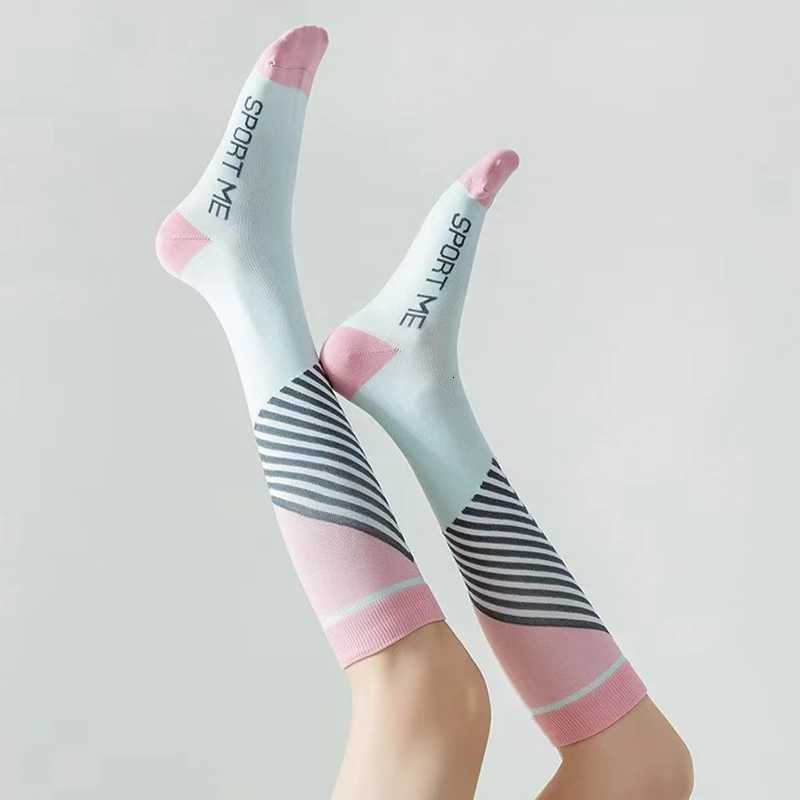 1 Pair Women Sports Pressure Calf Socks Summer Sweat Absorbing Breathable Running Skipping Rope Fitness Anti Slip Casual Socks Y251024