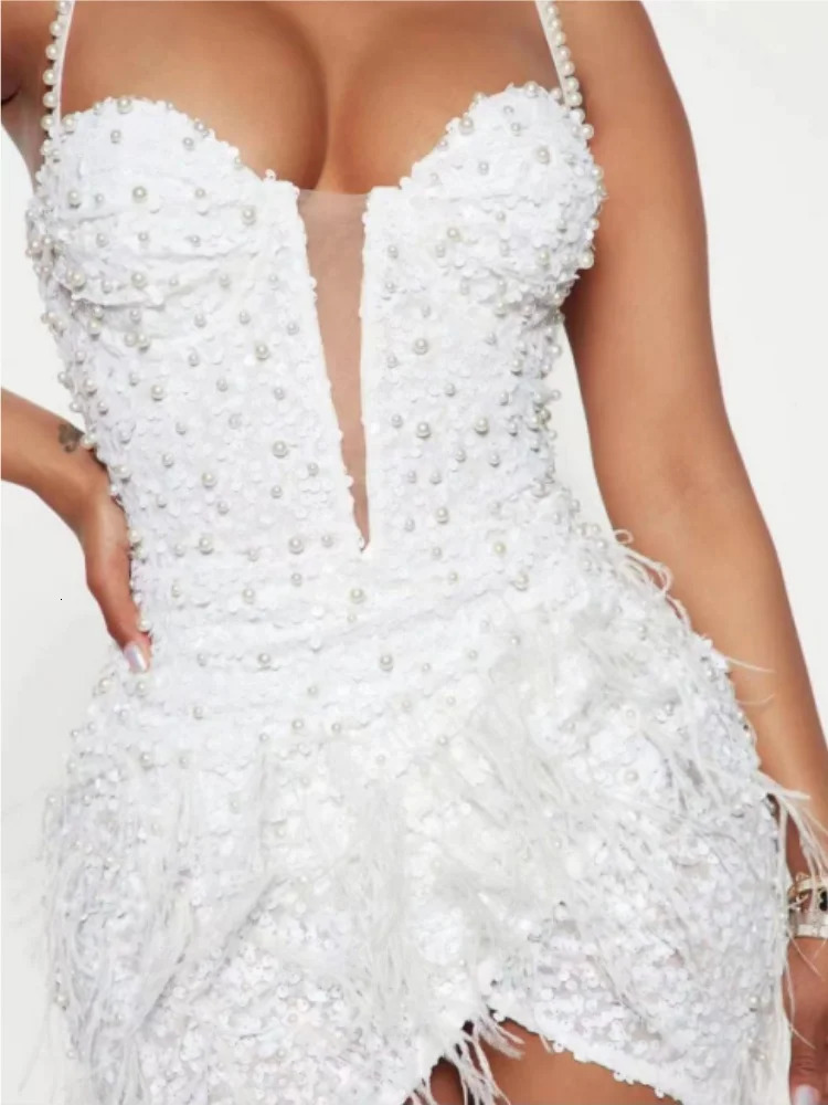 White Women Sleeveless Sexy VNeck Pearl Beading Feathers Bodycon Mini Dress Celebrate Fashion Birthday Evening Party Dress 251020