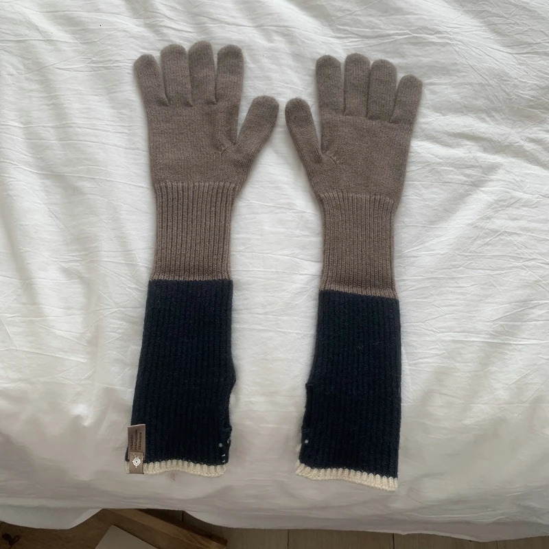 1 pair Couple Cycling Skiing Touch Screen Mens Womens Matching Knitted Gloves KoreanStyle Long Warm Student Gloves Autumn 251023