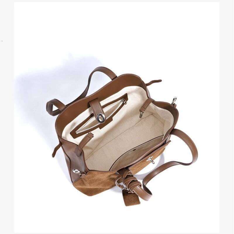 Niche Design Frosted Genuine Leather Shoulder Bags Large Capacity Female Girls Commuter Handbags Elegant Tote Purses 251025