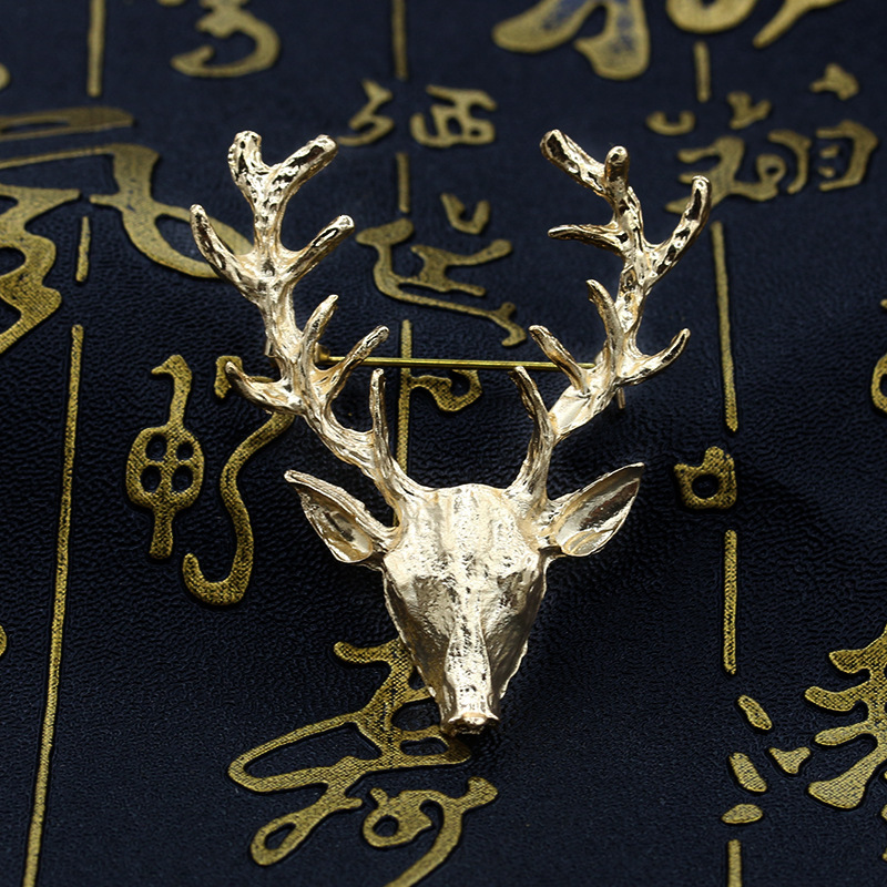 Creative Elk Brooch Gold Antlers Pin Accessory Reindeer Christmas Gift