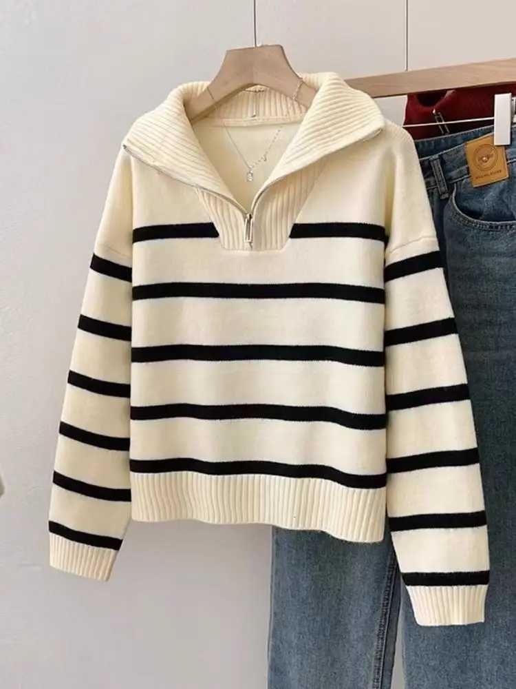 2025 New Hong Kong Style Retro Knitted Ribbed Jacket for Women Autumn and Winter New Loose Zipper Sweater HalfZipT251025