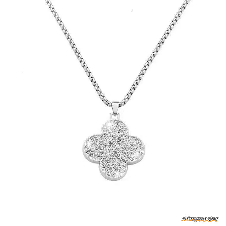 Elegant Four-Leaf Clover Pendant Necklace: Long Titanium Steel Sweater Chain For Women, Autumn & Winter Fashion Ddmymaster