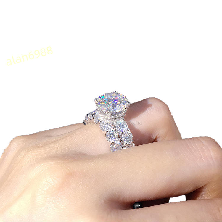 94CTW Moissanite Round Cut TwoPiece Ring Set Stylish 925 Silver with Closed Design Perfect Birthday Gift for Girlfriend