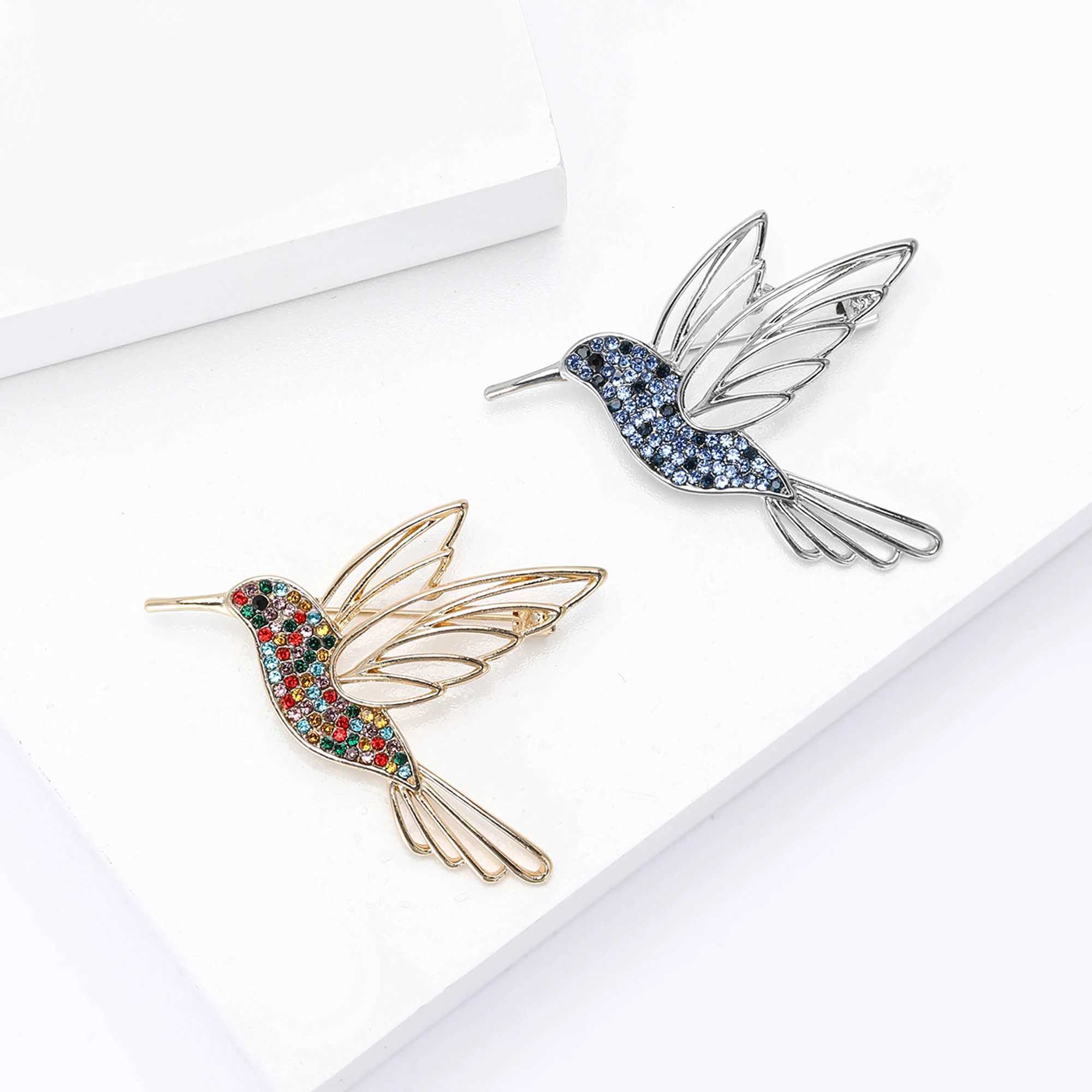 New Rhinestone Hollow Hummingbird Brooches for Women Unisex Animal Pins Event Party Backpack Decoration Clothes Accessories J251115