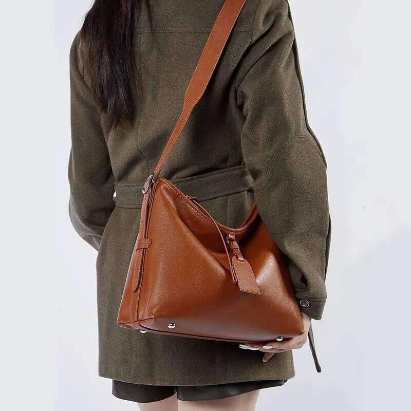 Designer Bags Women's 2025 New Large Capacity Shoulder Bag Vegetable-Tanned-Cowhide Women Crossbody Bags Genuine Leather Handbags Luxury Bag