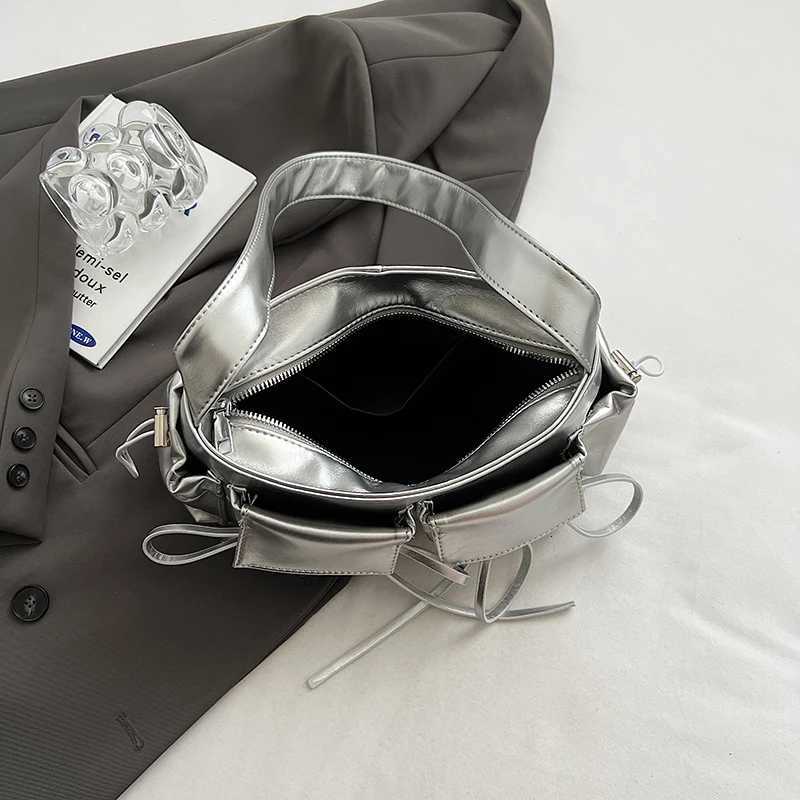 LEFTSIDE Double Pockets Design PU Leather Shoulder Bags For Women 2025 New Fashion Trend Crossbody Bag Females Silver Handbags Z251024