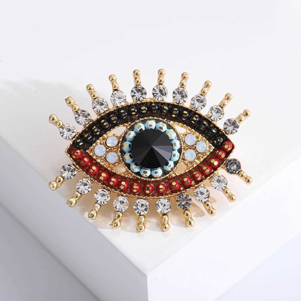 Rhinestone Eyes Brooches for Women Unisex Glass Figure Apparatus Pins Banquet Party Backpack Gifts Jewelry Accessories J251115