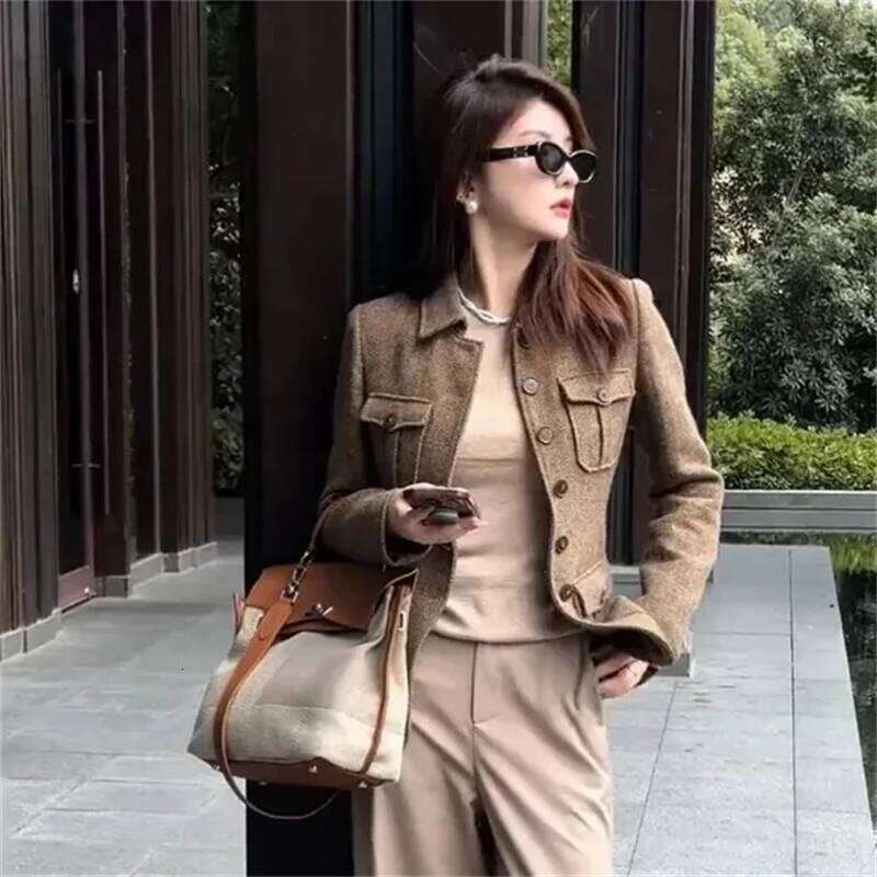 Women S Woolen Jacket Autumn Winter Retro Slim High End Female Short Coat Fashion Comfortable Temperament Ladies Overcoat