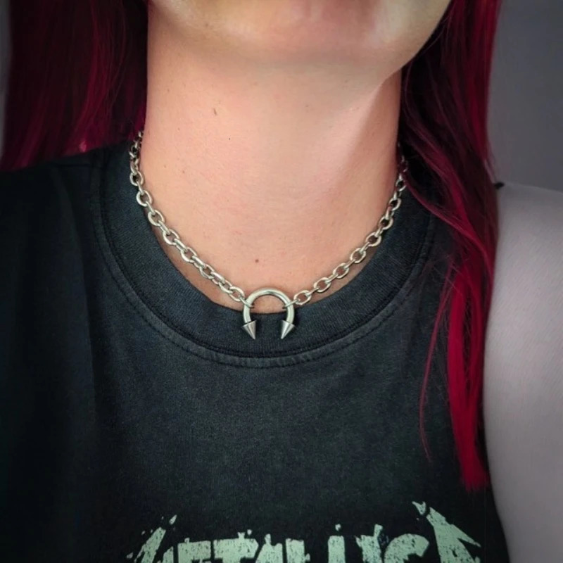 Personalized Punk Style Chain Rivet Necklace Mens and Womens Fashion Y2k Holiday Party Accessories Jewelry Gifts 251023