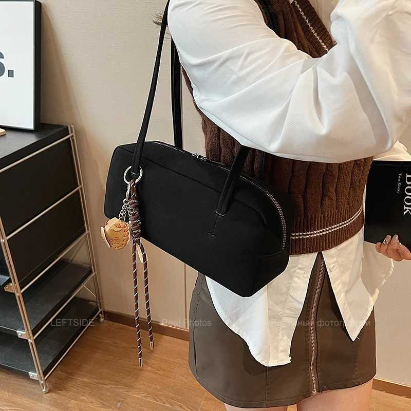 LEFTSIDE Womens Small Faux Suede Armpit Bag 2025 Winter New Retro Underarm Shoulder Bag Luxury Designer Handbags and Purses Z251024