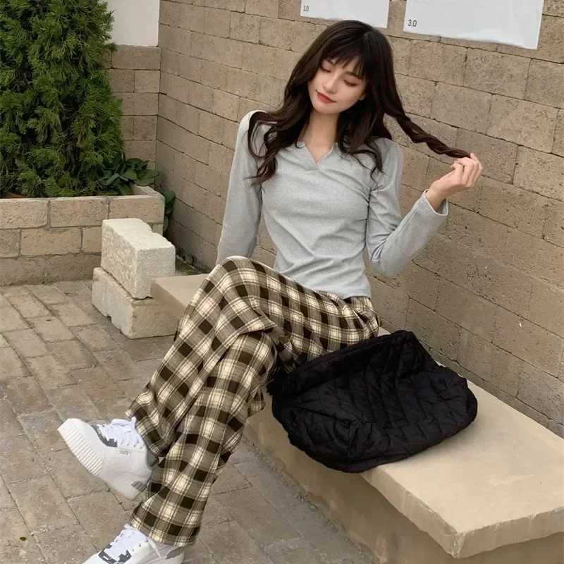 2025 Fashion Warm Plush Pants Cashmere Thick Plaid Ladies Winter Casual Loose Widelegged Pants Korean Streetwear StudentsT251025