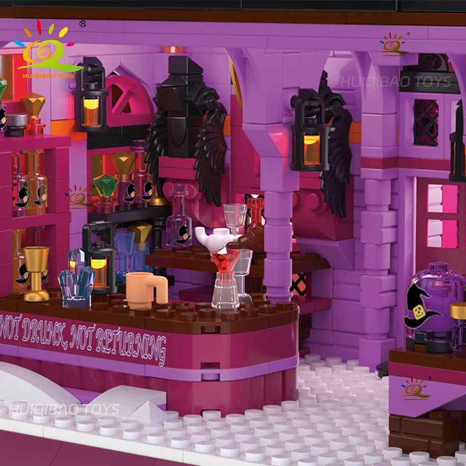 HUIQIBAO Halloween Witch House Wizard Bar Magic Shop Micro Model Building Block City DIY Store Assembly Brick Toys for Children C251023