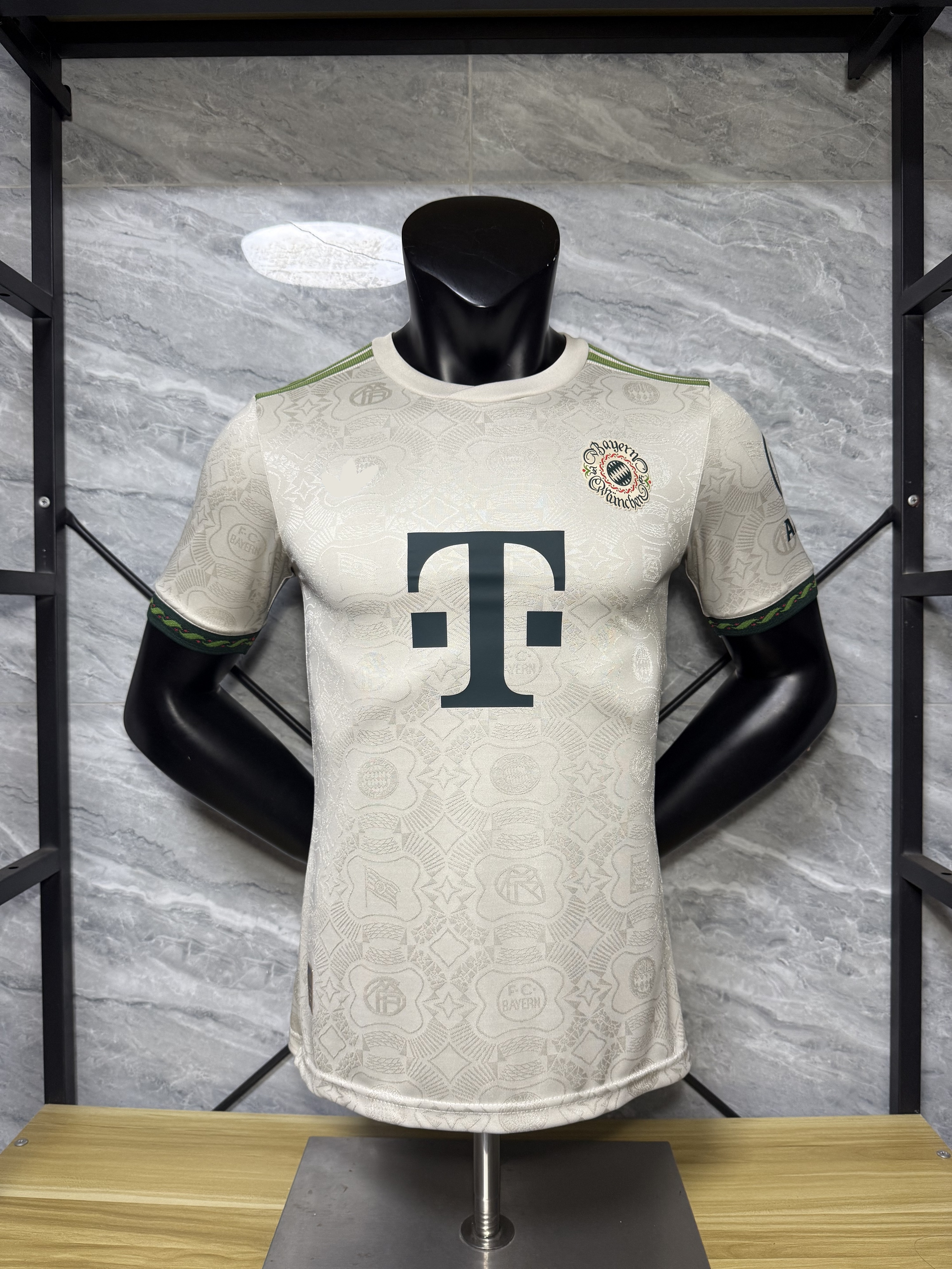 soccer jersey BAYERNs munich FANS 2026 2025 SANE KIMMICH MULLER anniversary football shirt Beer Festival Special Edition MUSIALA Goretzka Gnabry DIER gifts 25 26