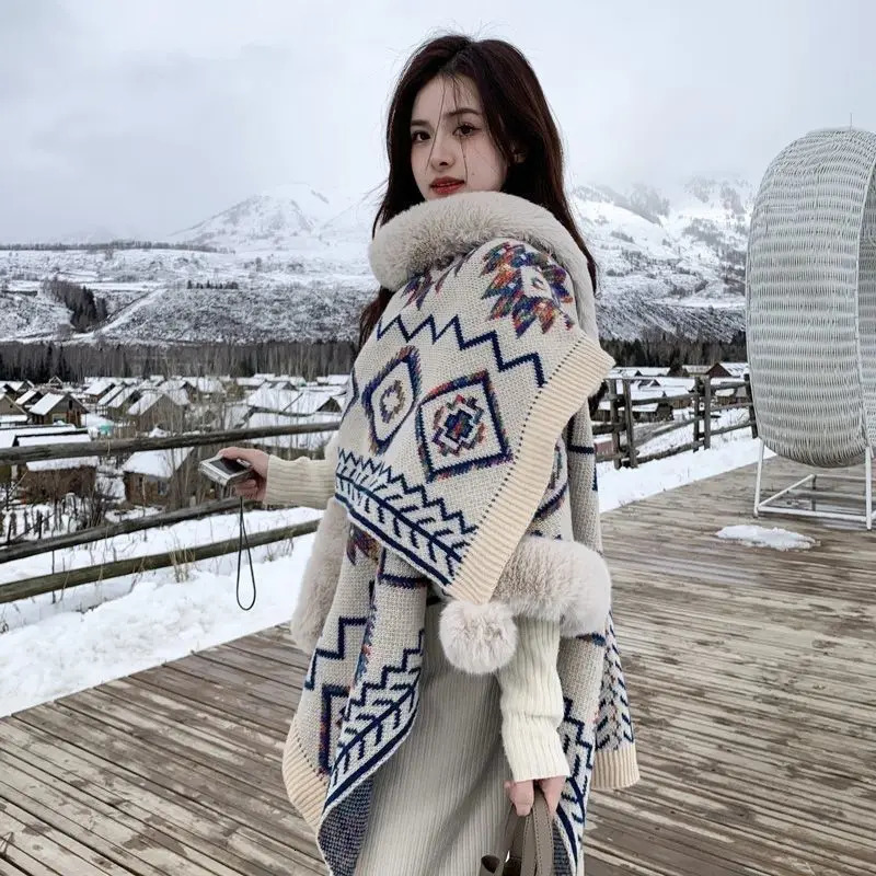 Ethnic Style Vintage Shawl Cloak Thick Furry Edge Warm with Ball Travel Shawl Women Ponchos Autumn and Winter Capes Scarf Women 251024