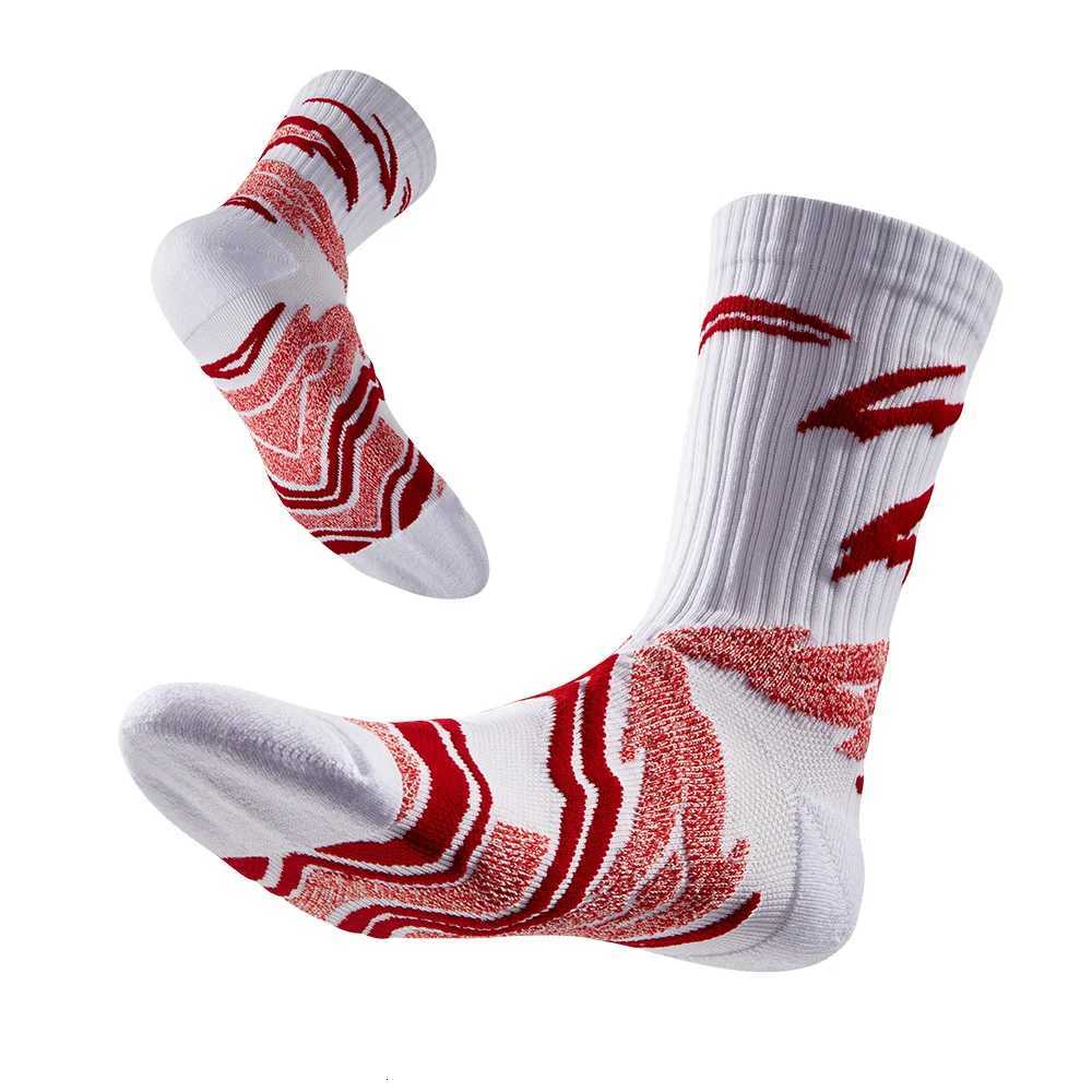 3 Pairs Premium Quality Long Training Socks Non Slip Athletes Moisturewicking Socks Outdoor Golf Racing Cycling Socks Footwear Y251024