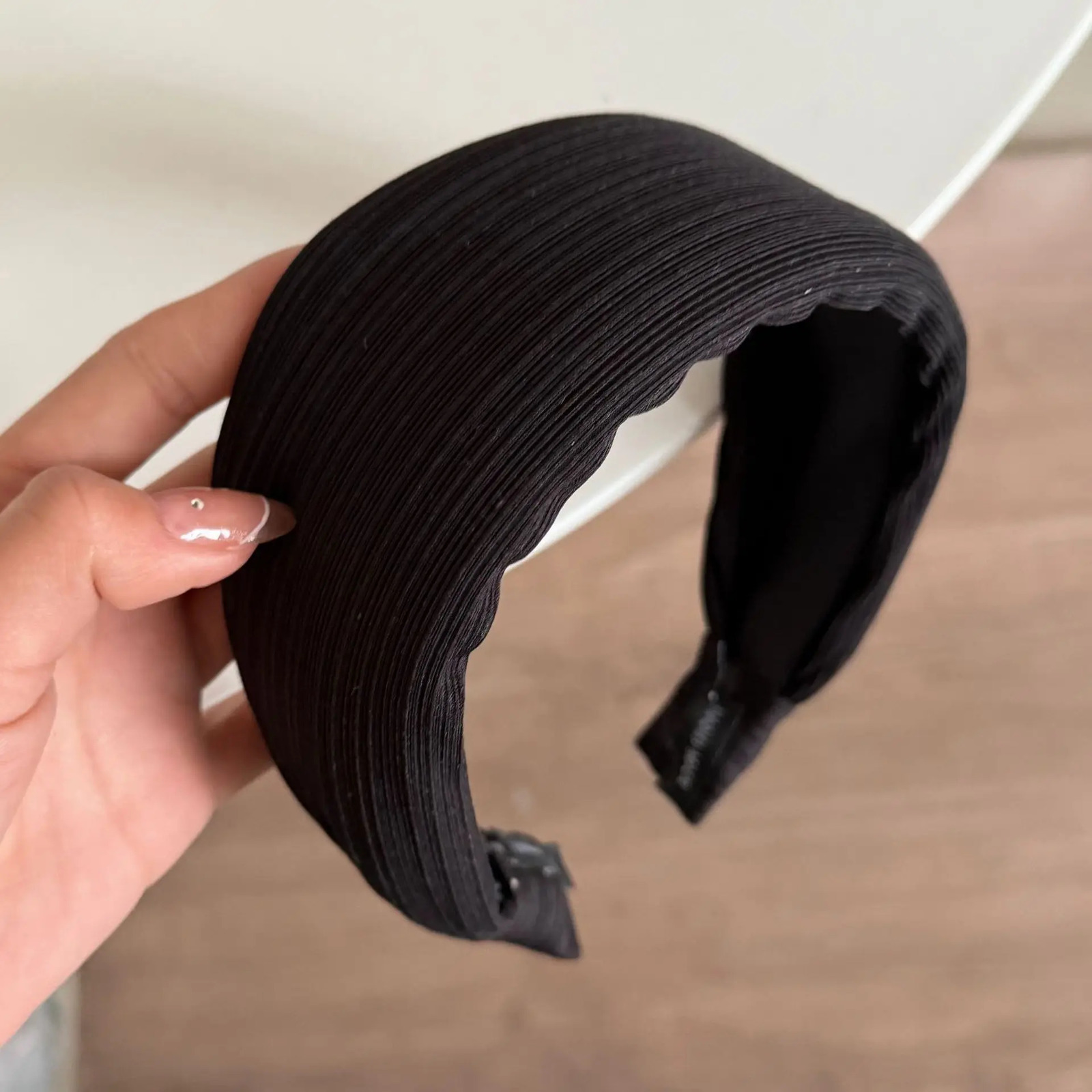 Korean headband widened with highend feel high skull top hair accessory with anti slip and non pressure hair 251023