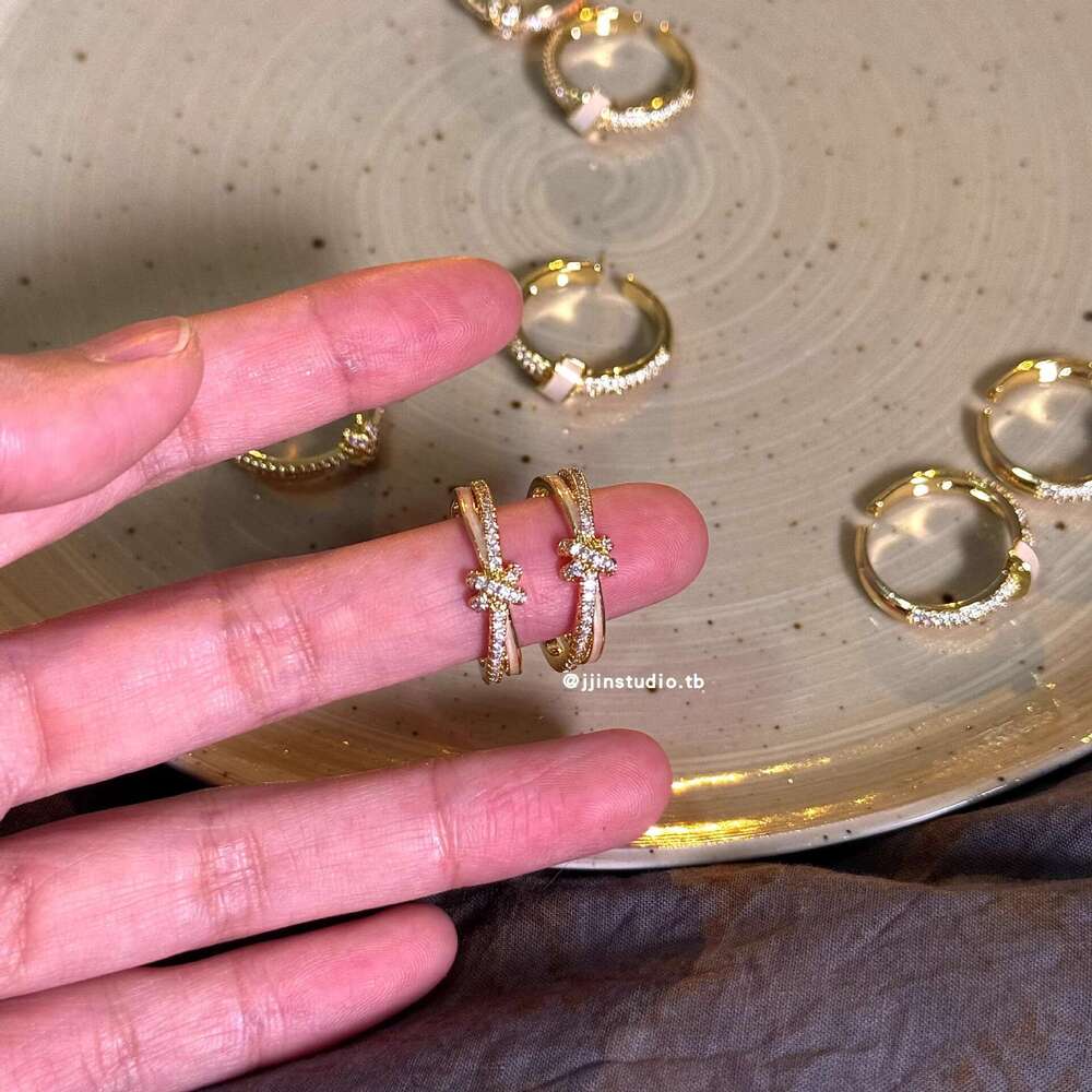 Ring Designer luxury rings knot fritillary bulb Zircon inlay High-end Exquisite Adjustable opening New Style copper plated with 18K gold Festival vaca