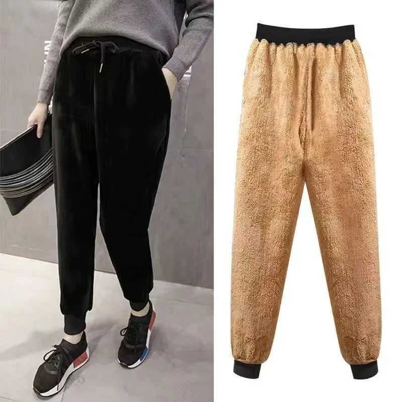 Fleecelined Thick Velvet Sweat pants Womens Autumn and Winter Warm Pants Loose Casual Pants Sweatpants TrousersT251025
