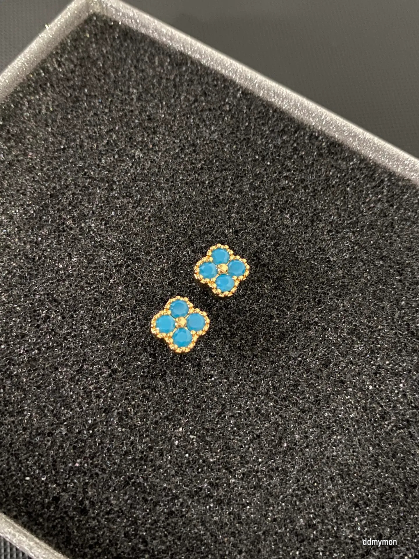 Gold-Toned Clover Stud Earrings With Blue Gemstone Accents - Elegant Jewelry For Daily Wear And Parties Ddmymon