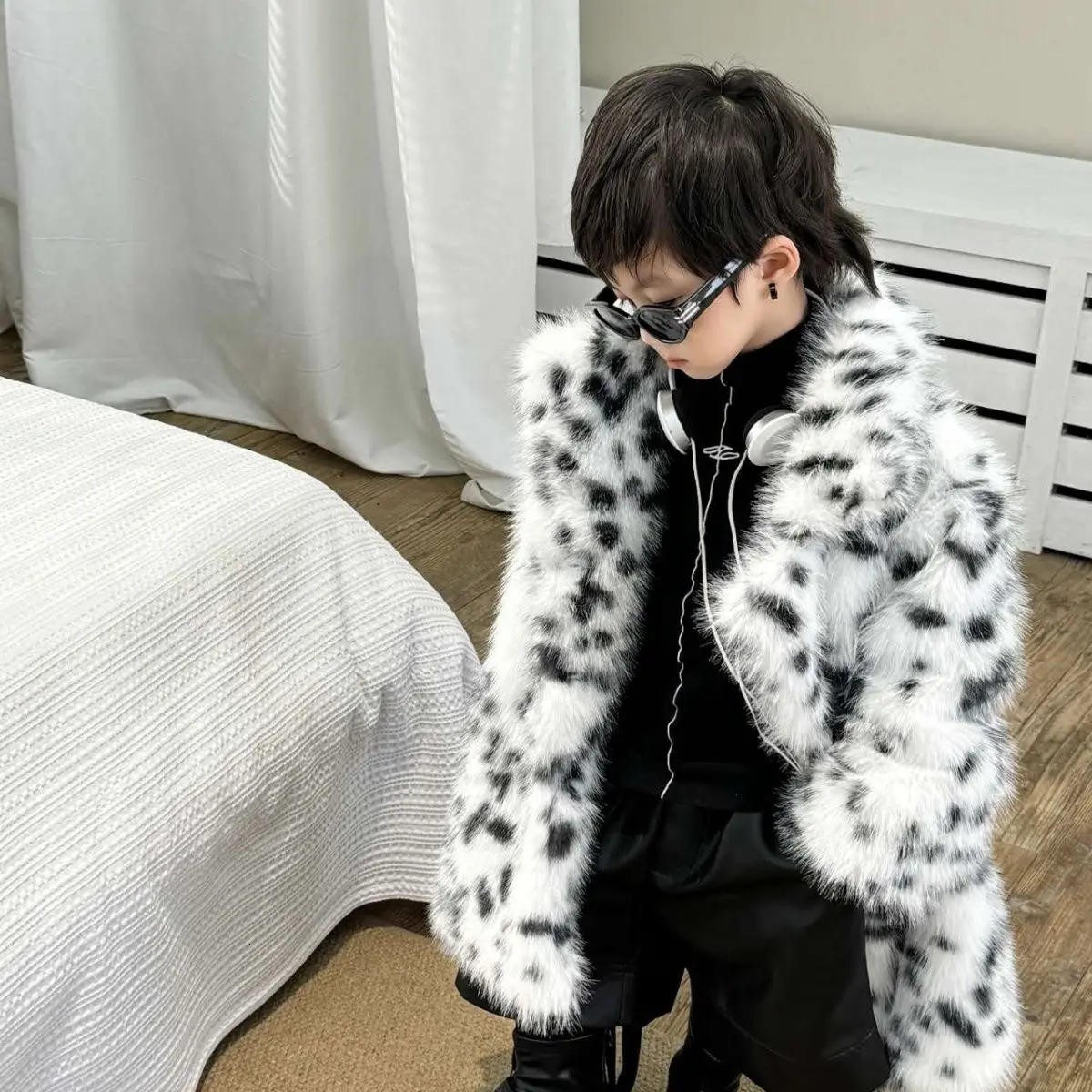 Autumn and Winter Children Fur Coat Thickened Warm Children Clothing Fox Fur Coat Versatile Trendy Style 251023