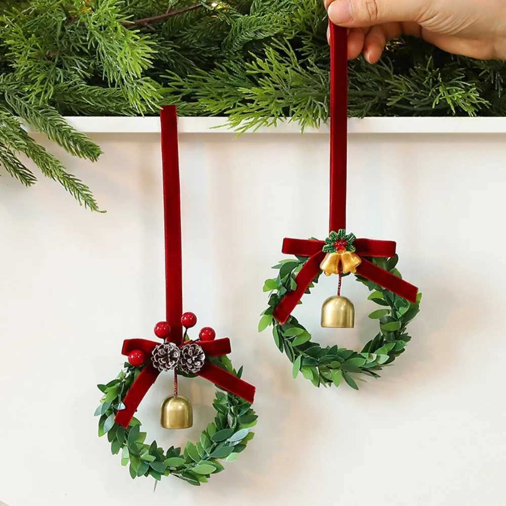 Bell Wreath Christmas Tree Pendant Green Leaves Red Fruit Pine Cones Bow Wreath Window Display Door Hanging Ornaments C251024