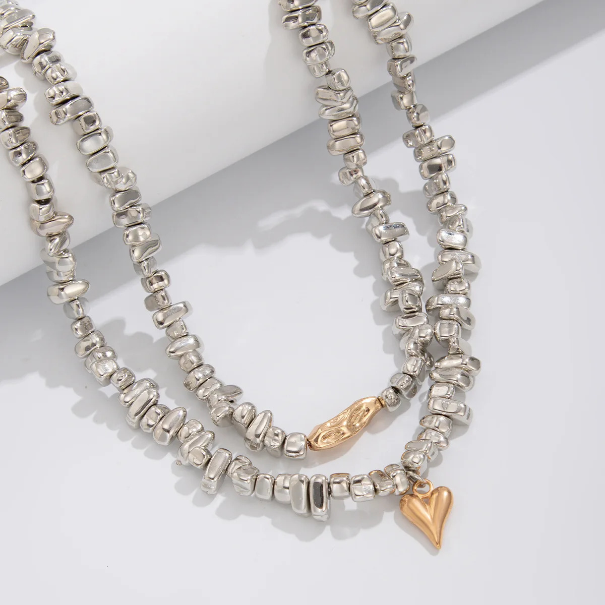 Retro Simple Heart shaped Pendant Necklace 2025 Multi layer Sweet Creative Irregular String Style Girl Fashion Birthday Jewelry 251016
