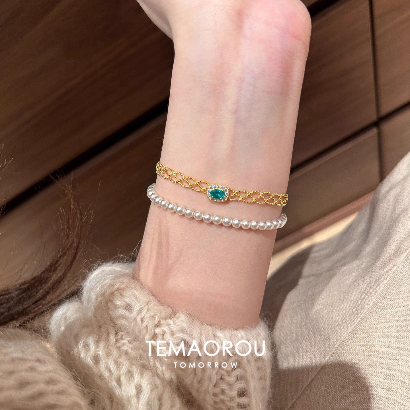 TaiYang New Gold Plated Copper Paraiba Blue Crystal Bracelet, Delicate Lace Chain with Sparkling Sugar Cube Charm for Women