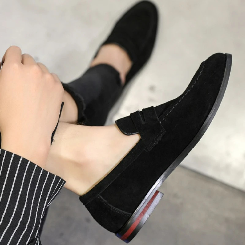 Mens Casual Shoes Suede Loafers Fashion Slip on Leather Shoes Soft Solid Dress Shoes Wedding Flats Plus Size Business Men Shoe 251023