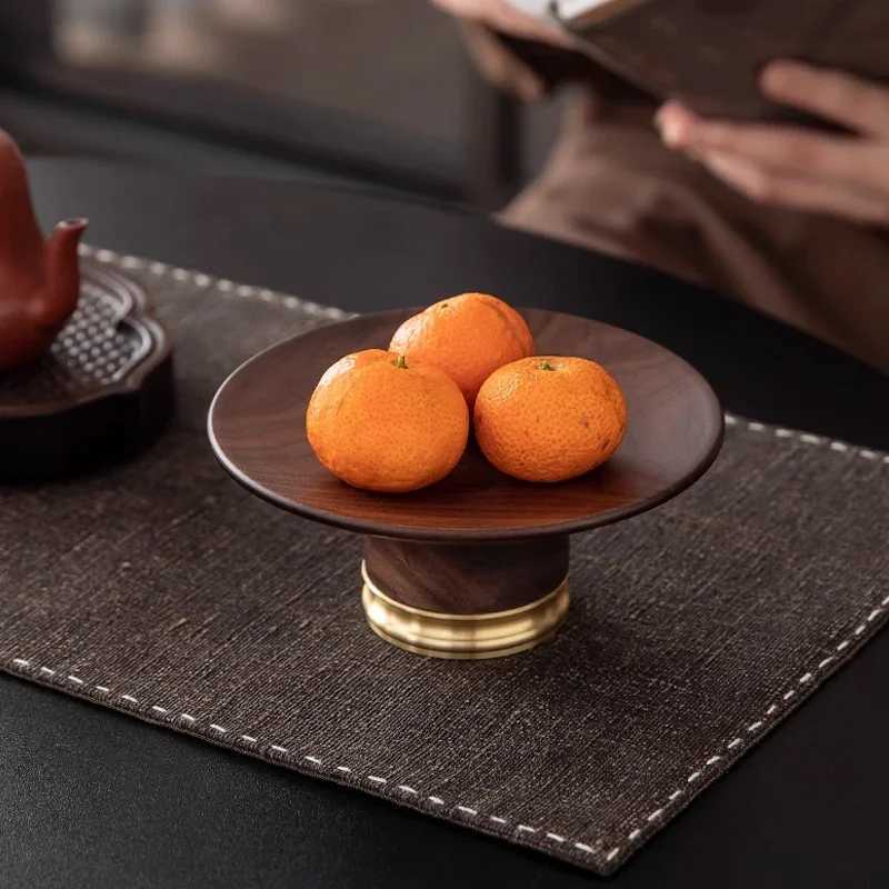 Exquisite walnut wooden Tea Tray Dried Fruit Snack Fruit Plate Dessert Plate Tea shop tea tray Cake Pan Dim Sum Dish Plates Y251025