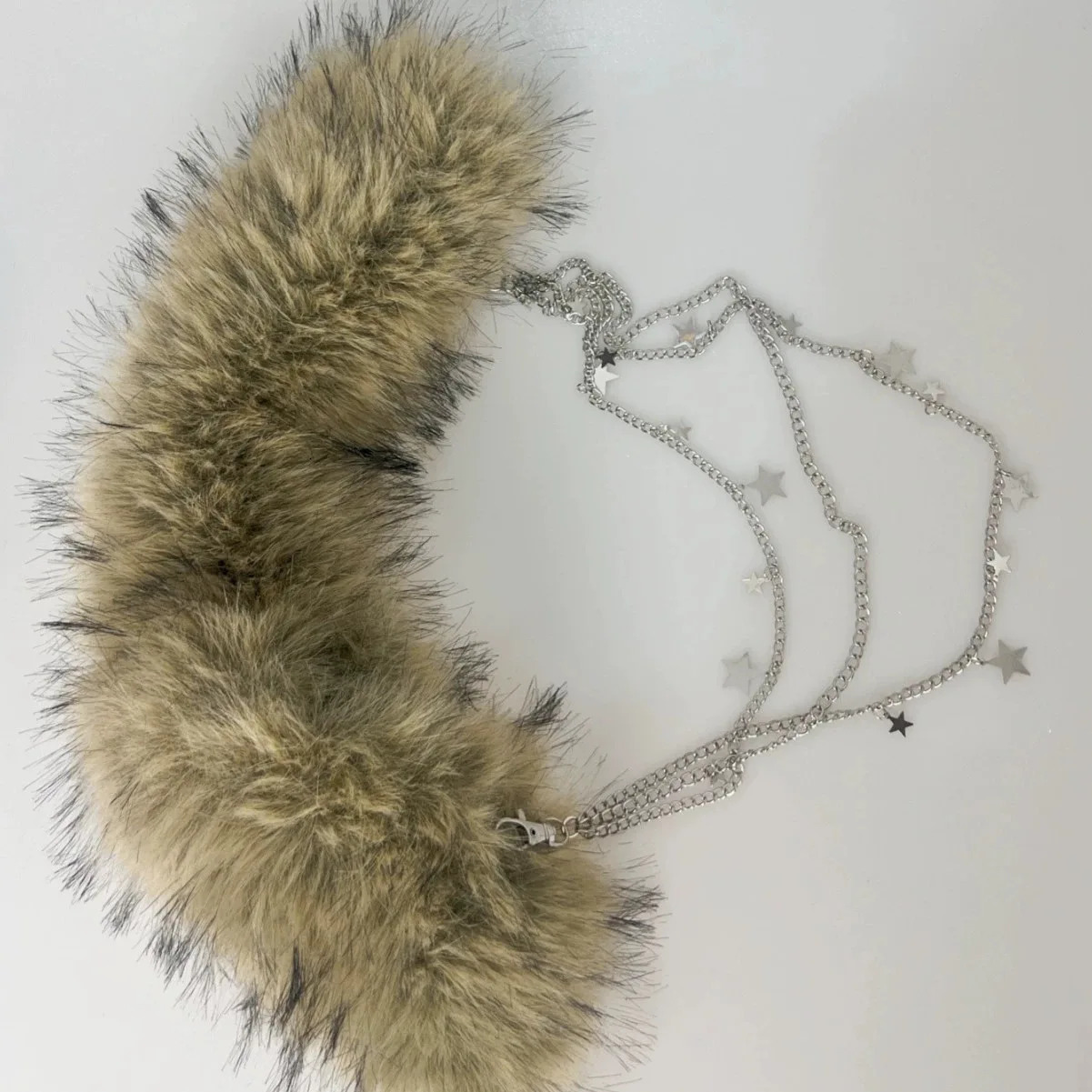 Punk PU Studded Fur Belt Y2k Vintage Faux Fur Rhinestone Patchwork Belt Metal Plush Waist Chain Furry Waistband Jeans Belts 251024