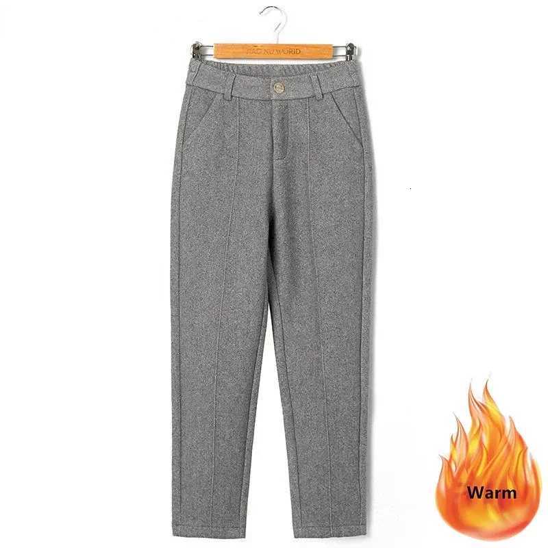 Winter Thicken Woolen Pants Women Casual Plush Velvet Lined Warm Harem Pantalons High Waist Wool Blend Straight Trousers N275T251025
