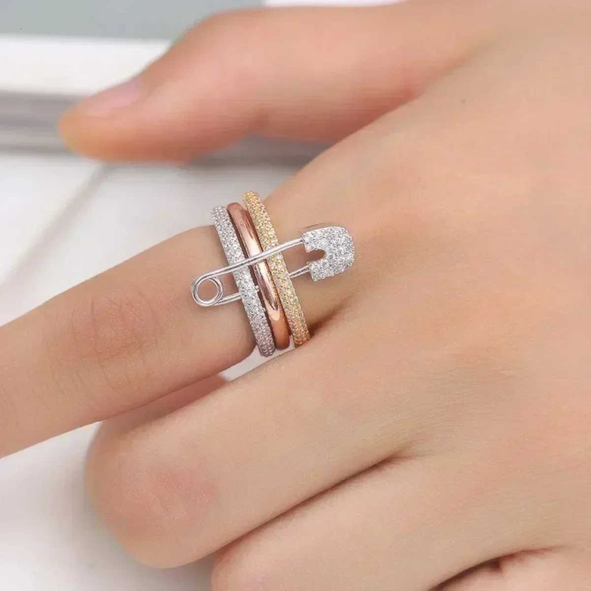 Pin Ring Three Layer Zircon Series Hip Hop Style Stainless Steel New Year Gift Party Jewelry RingXJ251025