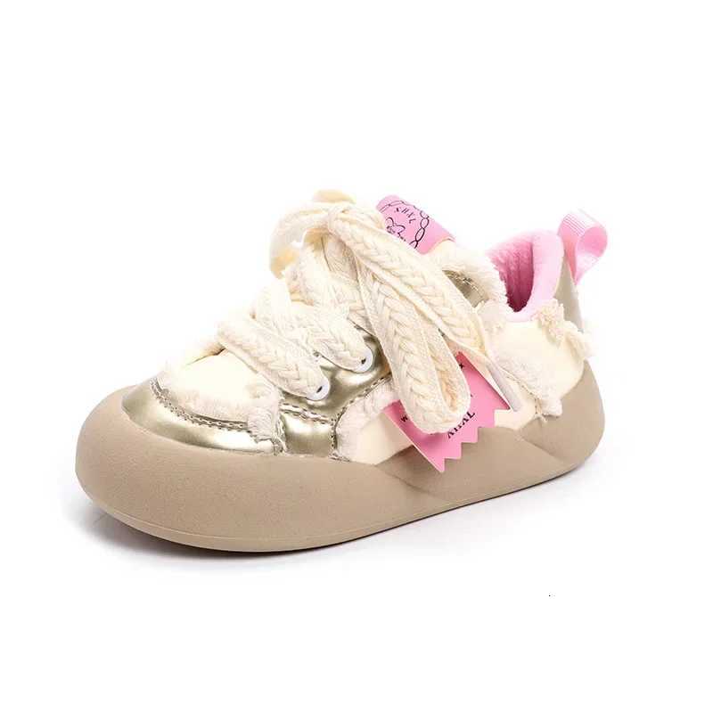 Tenis Girl Shoes Autumn Winter Fashion PU Leather Warm Cotton Shoe Lace Up Soft Sole Kids Sneakers Allmatch Nonslip Skate ShoeT251025