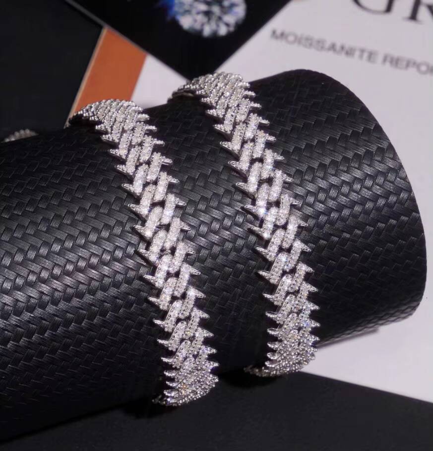 Pass Diamond Tester 925 Silver Hip Hop Jewelry Iced Out VVS Moissanite Diamond Spike Cuban Chain 10MM Bracelet