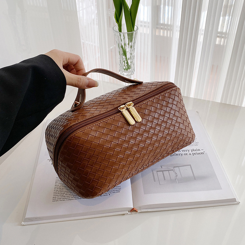 Luxury Brand Designer Bag Cosmetic Bag Solid Color Woven Diamond Wash Bag Large Capacity Travel Spill-Proof Storage Bag Waterproof