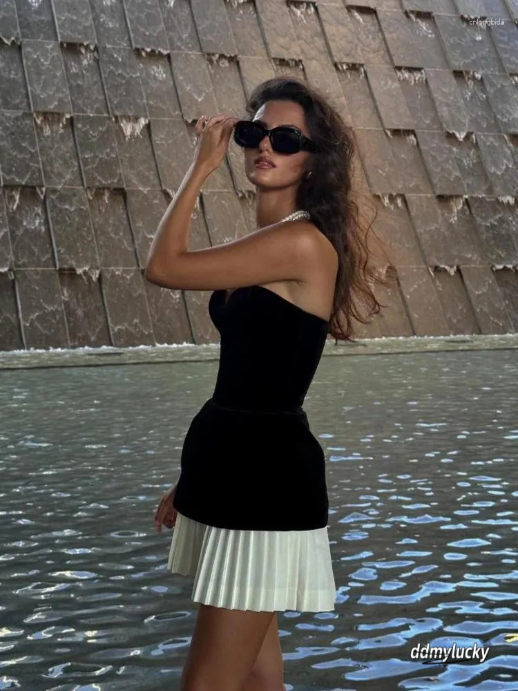Casual Dresses Sexy Strapless Veet Solid Mini Dress Elegant Off Shoulder Backless Bodycon Vestidos 2024 Women Evening Party Gown Ddmylucky