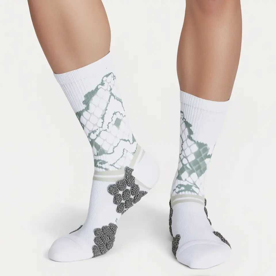 Veidoorn 13 Pairs Compression Sport Socks with Ankle Protection Breathable Cushioned Athletic Socks for Running Gym Training Y251024