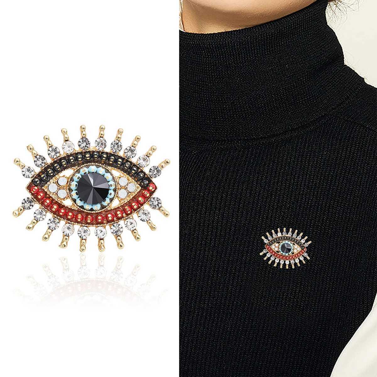 Rhinestone Eyes Brooches for Women Unisex Glass Figure Apparatus Pins Banquet Party Backpack Gifts Jewelry Accessories J251115