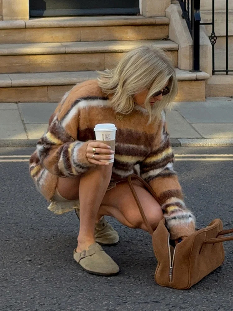 Retro Mohair Striped Sweater Women Casual Loose Plush Oneck Full Sleeve Sweaters Female 2025 Autumn Chic Street Knitwear 251023